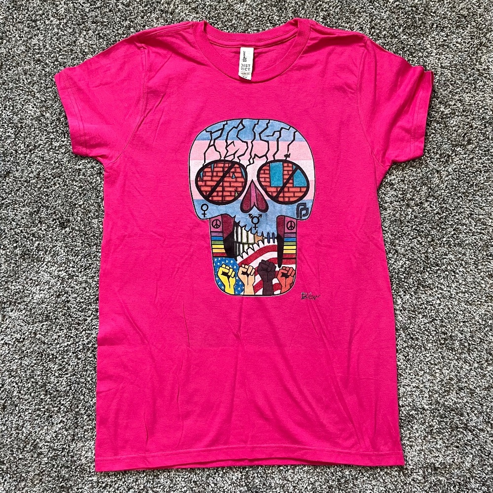 Gold Tooth Originals Skull Art Bright Pink Women's T-shirt Size M: NWOT